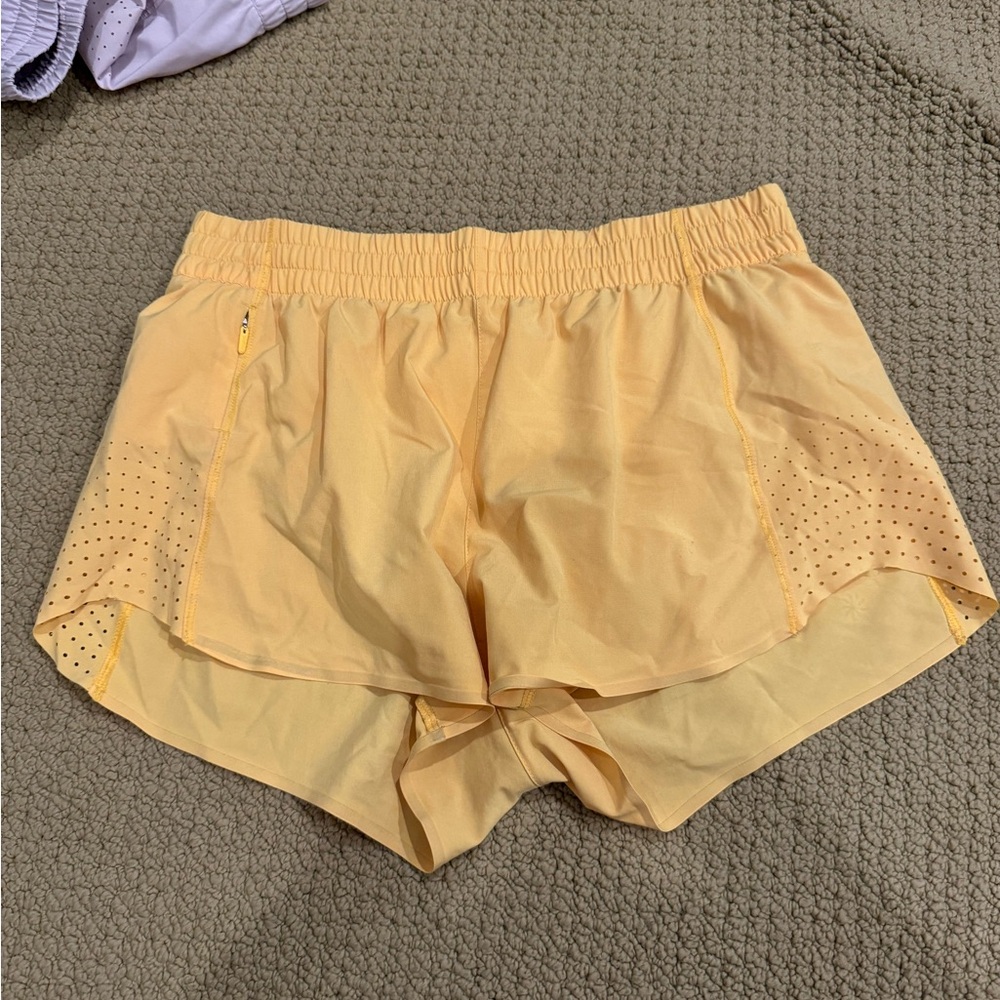 athleta hustle 3” shorts